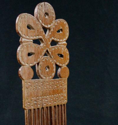 Ghana, Ethnie Ashanti - Ancien Peigne avec socle sur mesure 2
