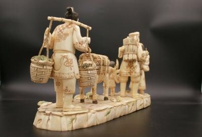 Chine Famille paysanne en marche os, Chine, Milieu XXème 2