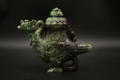 Chine, début XXème siècle - Jade, vase phénix archaïsant 2