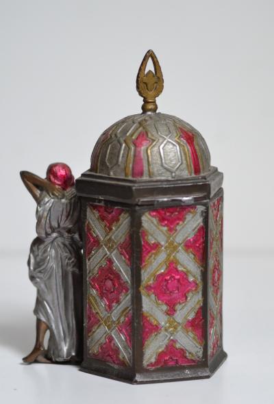Autriche - Bronze orientaliste figurant une scène de harem, début du XXe siècle 2