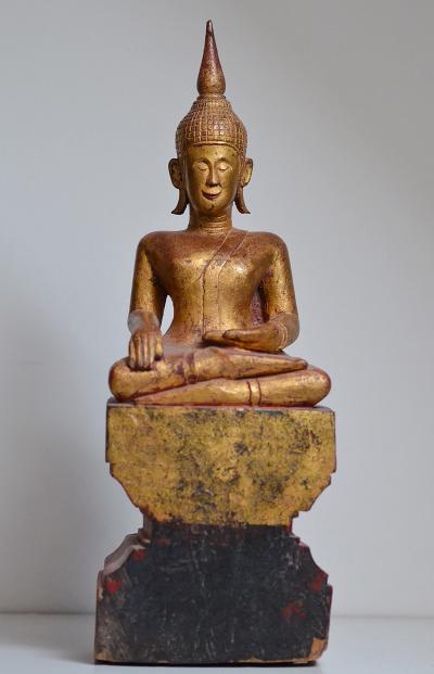 Thaïlande - Grand Bouddha Lanna en bois laqué et dorée, fin du XIXe siècle
