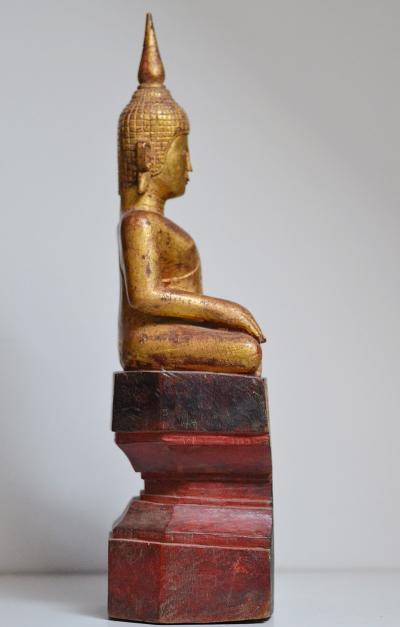 Thaïlande - Grand Bouddha Lanna en bois laqué et dorée, fin du XIXe siècle 2