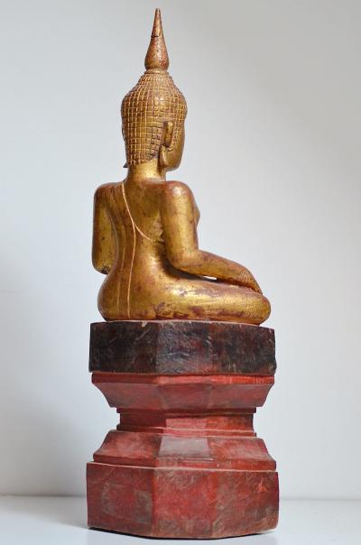 Thaïlande - Grand Bouddha Lanna en bois laqué et dorée, fin du XIXe siècle 2