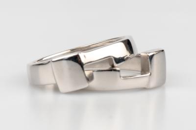 A.ROURE - Bague en or blanc 18 carats 2