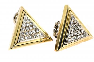 Paire de boutons clips d’oreilles triangle en or jaune et diamants 2