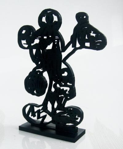 PyB - Mickey art and logos, 2021 - Sculpture 2