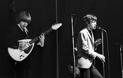 Roger PICARD - Mick Jagger et Brian Jones Olympia  Musicorama, 1964 - Photographie argentique 2