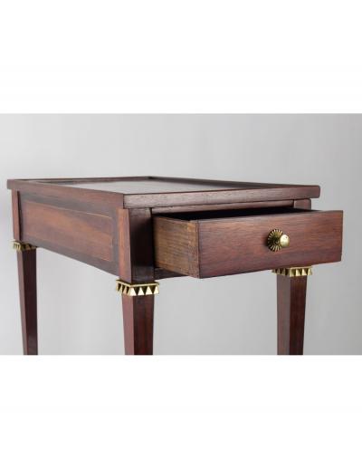Petite table d’époque Louis XVI 2
