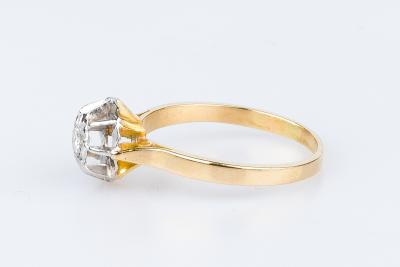 Bague solitaire ancien en or bicolore 18 carats ornée d’1 diamant rond brillant de 0.10 carats 2