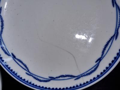 Ensemble de 9 tasses en porcelaine de Tournai 2