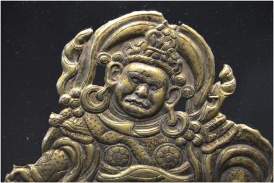 Tibet- Représentation d’un Lokapala en cuivre repoussé, XVIIIème - XIXème siècle 2
