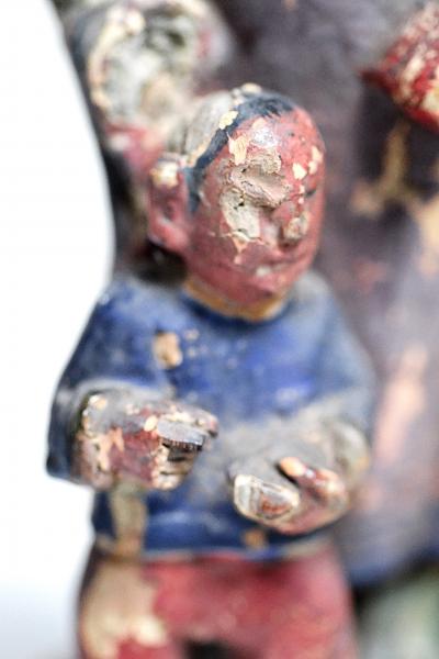 Chine - Maternité - Sculpture en bois polychrome 2