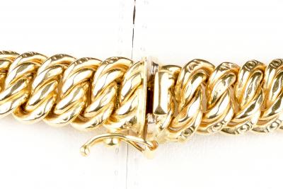 Collier en or jaune 18 carats 2