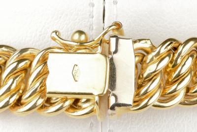 Collier en or jaune 18 carats 2