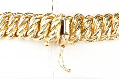 Collier en or jaune 18 carats 2