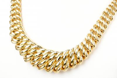 Collier en or jaune 18 carats 2