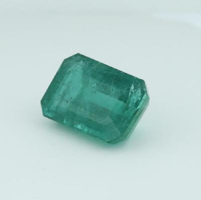 8,44 carats. émeraude 2