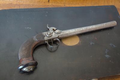 Paire de pistolets de duel dans leur coffret, XIXe siècle 2