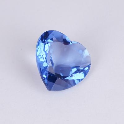 12,61 carats. Fluorite à changement de couleur 2