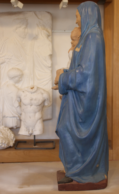 La Vierge debout portant l’enfant Jésus - Reproduction en plâtre 2