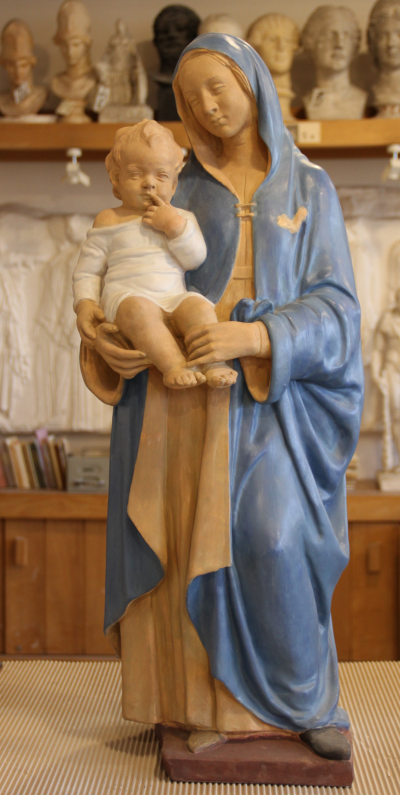 La Vierge debout portant l’enfant Jésus - Reproduction en plâtre 2