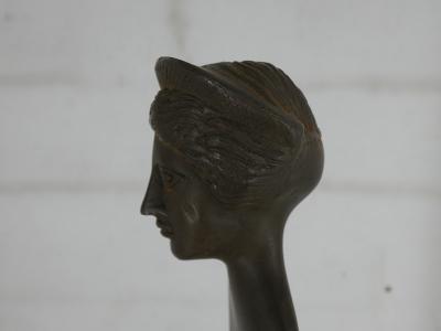 Aphrodite majestueuse – Reproduction en bronze 2