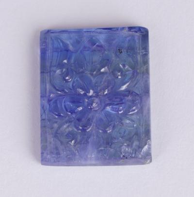13,80 carats. Sculpture florale en tanzanite 2