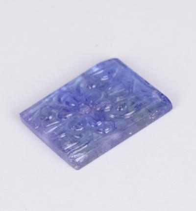 13,80 carats. Sculpture florale en tanzanite 2