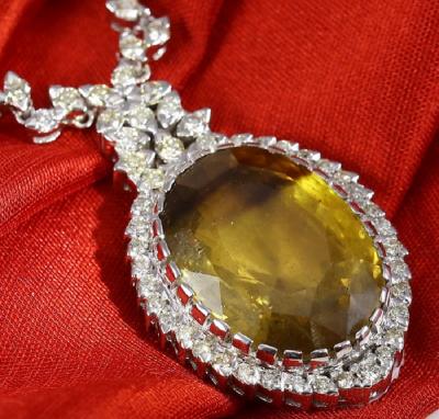 32.26 ct. Large Alexandrite and 10.30 ct. Diamond Necklace 2
