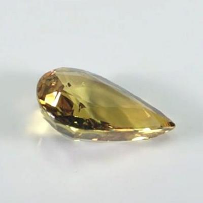 6,21 carats. Saphir jaune 2