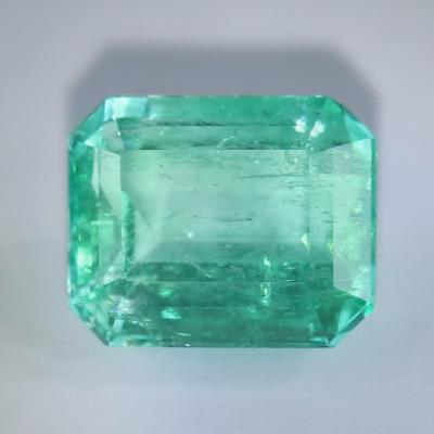 5.90 ct. Colombian Emerald 2