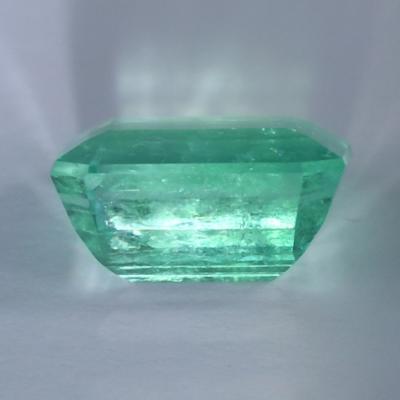 5.90 ct. Colombian Emerald 2