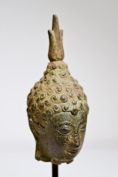 Thailande, époque Sukhothai, tête de Bouddha en bronze, XVe/ XVIe siècle 2