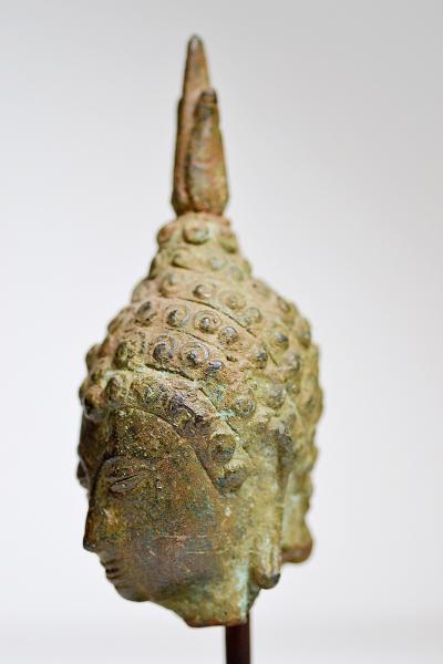 Thailande, époque Sukhothai, tête de Bouddha en bronze, XVe/ XVIe siècle 2