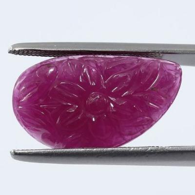 12,99 carats. Rubis sculpté 2