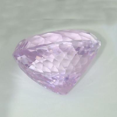 64,99 carats. Grand Kunzite Rose 2