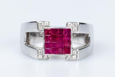 Bague baté en or blanc 18 carats 2