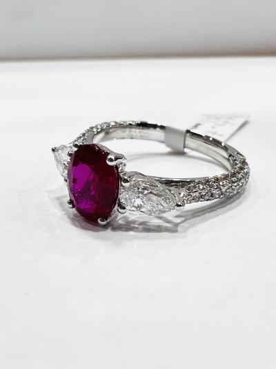 Bague rubis 18 ct et diamant, rubis 1,24 ct de bonne qualité, diamant 1,25 ct 2