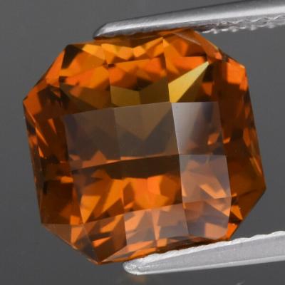 4,62 carats. Quartz Orange 2