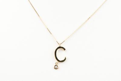 Modèle LETTRE C - Collier en or jaune massif 18 carats 2