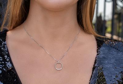 Modèle FLORINE - Collier en or jaune massif 18 carats 2