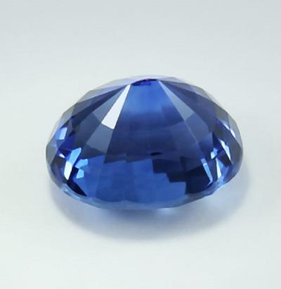 2,25 carats. Saphir BLEU ROYAL 2