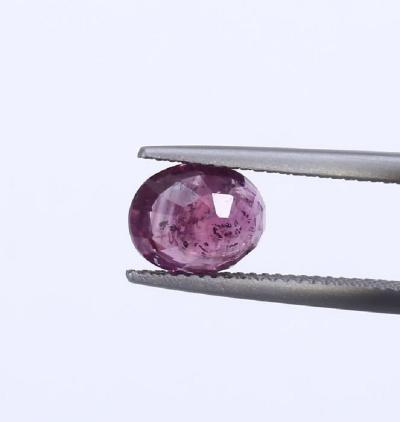 3,29 carats. Rubis non traité 2