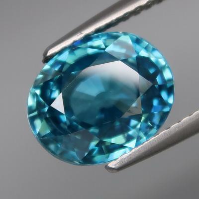5,35 carats. Zircon bleu naturel 2