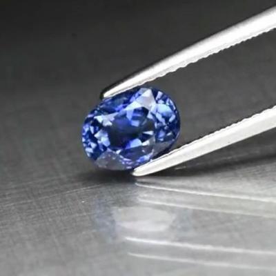 1,48 ct. Saphir bleu non traité 2