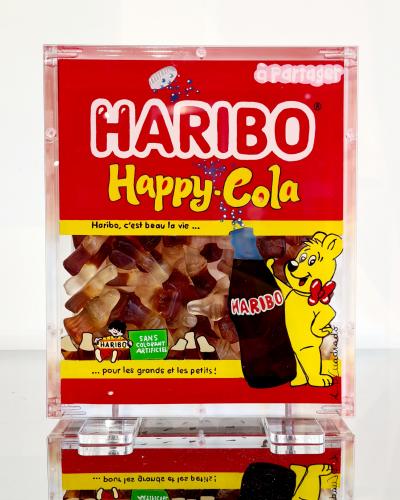 Annick B. Cuadrado - Coffrage HARIBO Happy-Cola - Sculpture originale 2