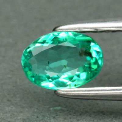 0,36 ct. Émeraude naturelle 2