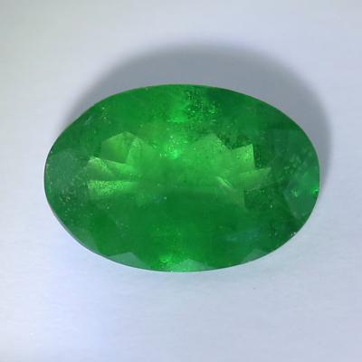 2,07 carats. Tsavorite (Grossularite - Grenat) 2