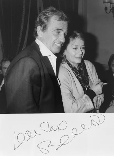 Gérard FOUQUET - Jean-Paul Belmondo et Annie Girardot - Photographie noir et blanc d’époque & autographe original de Jean-Paul Belmondo. 2