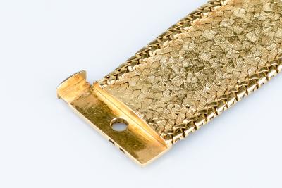 Bracelet manchette en or jaune 18 carats 2
